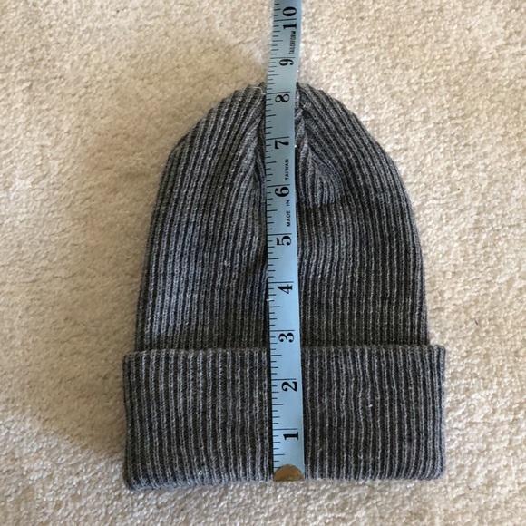 Kids Grey beanie - Picture 5 of 6